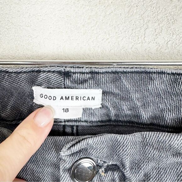 Good American Grey Skinny Tapered Crop Jeans Stretch Size 18 - Picture 4 of 8